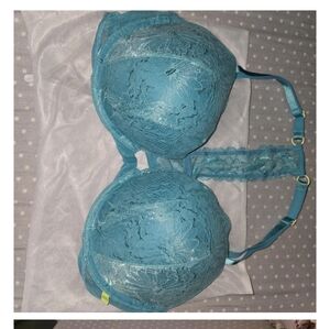 Victoria Secret  40C auqa racer back lightly lined bra never worn
